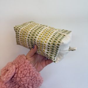 Sy en trendig necessär